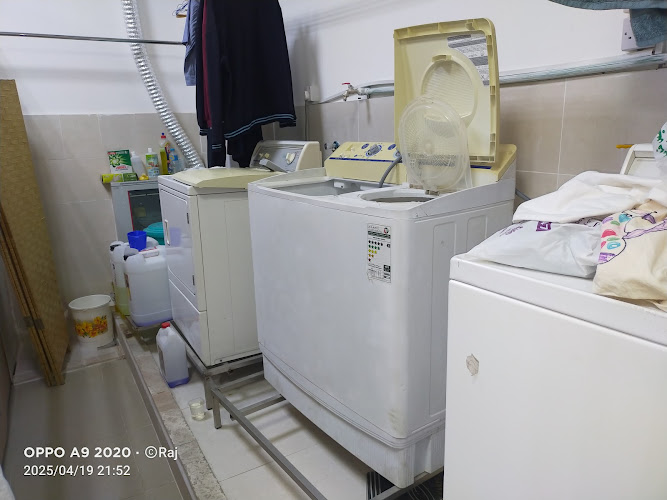 Al Khan Washing & Gar. Ironing Laundry in Al Majaz