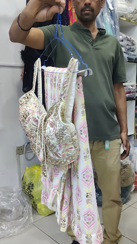 Bandbox Laundry LLC in Al Raffa