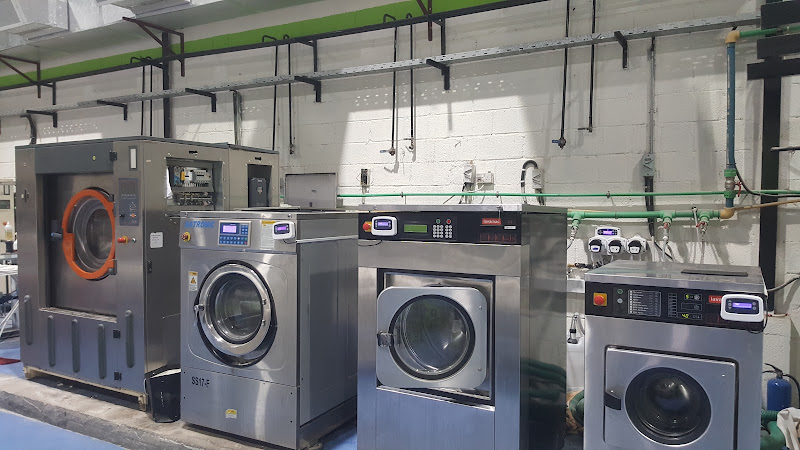 Blossom Laundry Business Bay in Al Safa