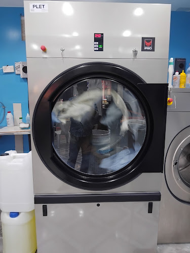 Jadeed Barakat Al Karama Laundry in Al Karama