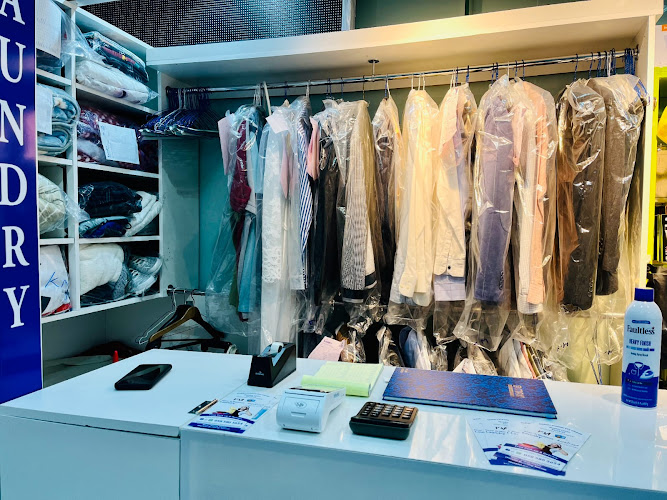 KHAIR AL MADEENA LAUNDRY خدمة غسيل الملابس in Barsha Heights