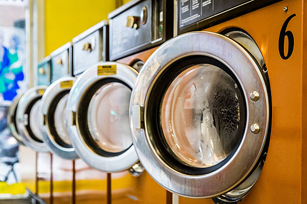 Lamsat Al Taaluq Laundry مغسلة لمسة التألق in Hay Al Qasimiah