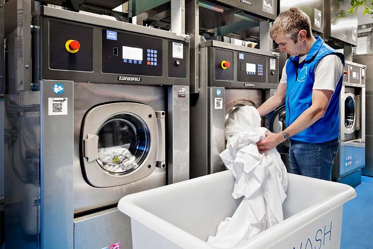 Tabassam Dry Cleaners مصبغة تبسم in Hai Al Humaira