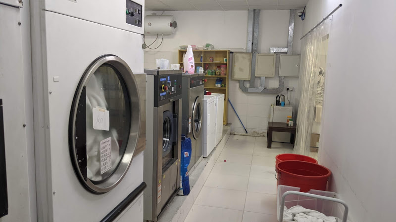 Top Fly Laundry - L.L.C - S.P.C in Musaffah