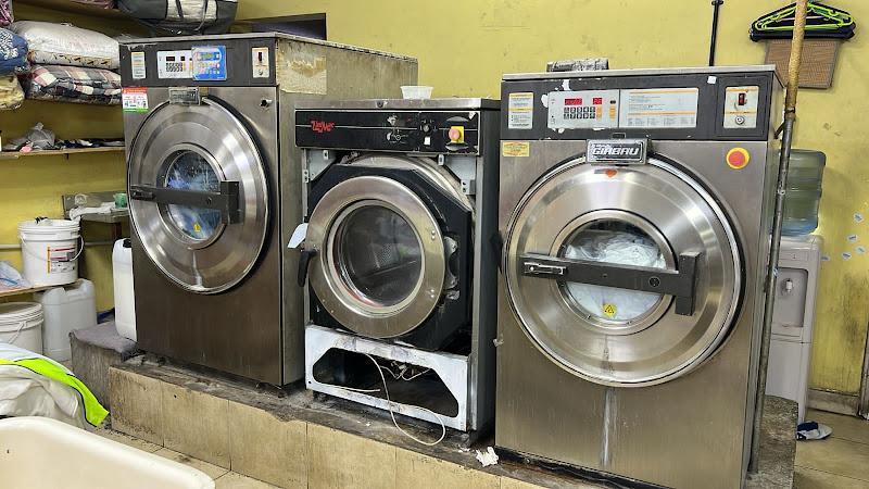 Valet Express Dry Cleaners and Launderers in Oud Metha