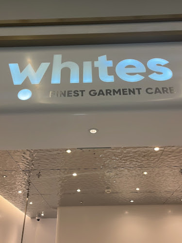 Whites in Al Dana